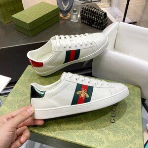 Gucci Ace Bee Embroidered White Leather Sneakers